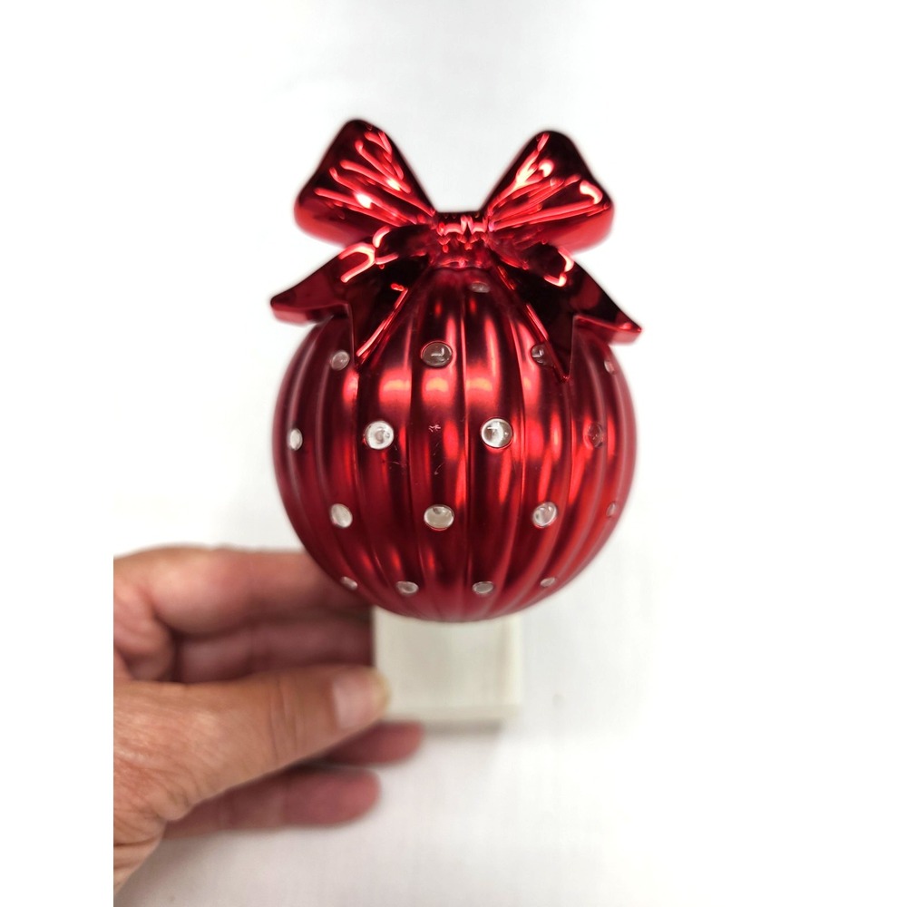 Wallflowers Fragrance Plug In Diffuser Christmas Red Bath‎ And Body Works